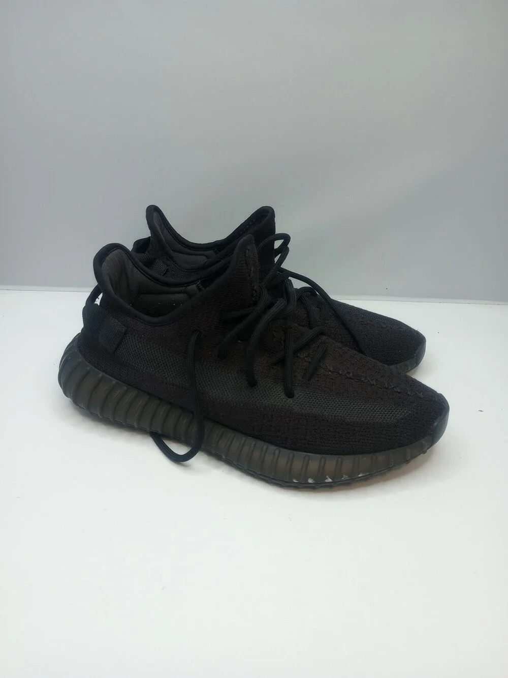Adidas Men's 7.5M Black Ape 779001 02/22 Yeezy Boost 350 V2 Low Onyx Sneakers